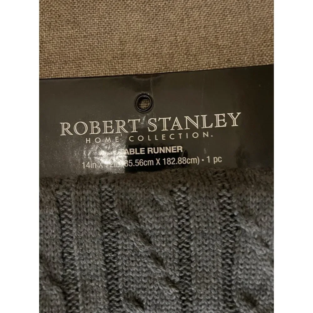 Robert Stanley Home‎ Collection Gray KNIT Table Runner with POM POMS - 14